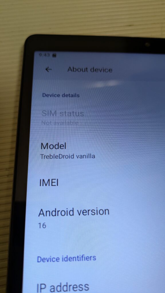 嘗試刷寫 TrebleDroid Android 16 GSI 的 Samsung Galaxy Tab A7 Lite
